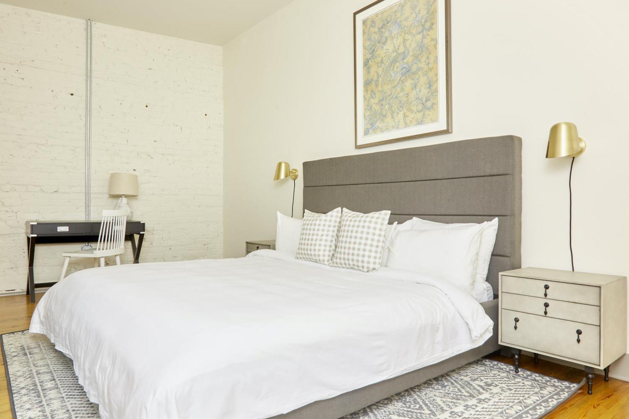 Sonder By Marriott Bonvoy The Broughton Apartments Historic District Savannah Room photo