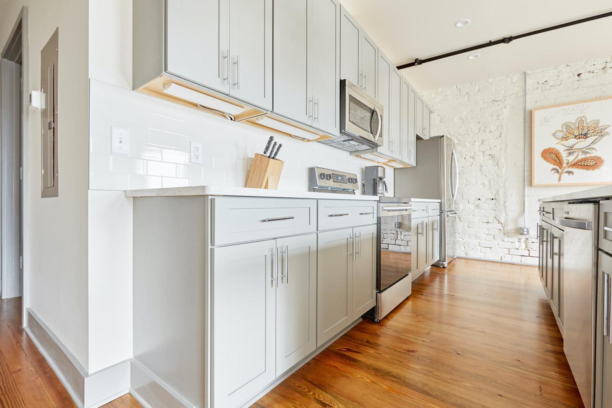 Sonder By Marriott Bonvoy The Broughton Apartments Historic District Savannah Room photo